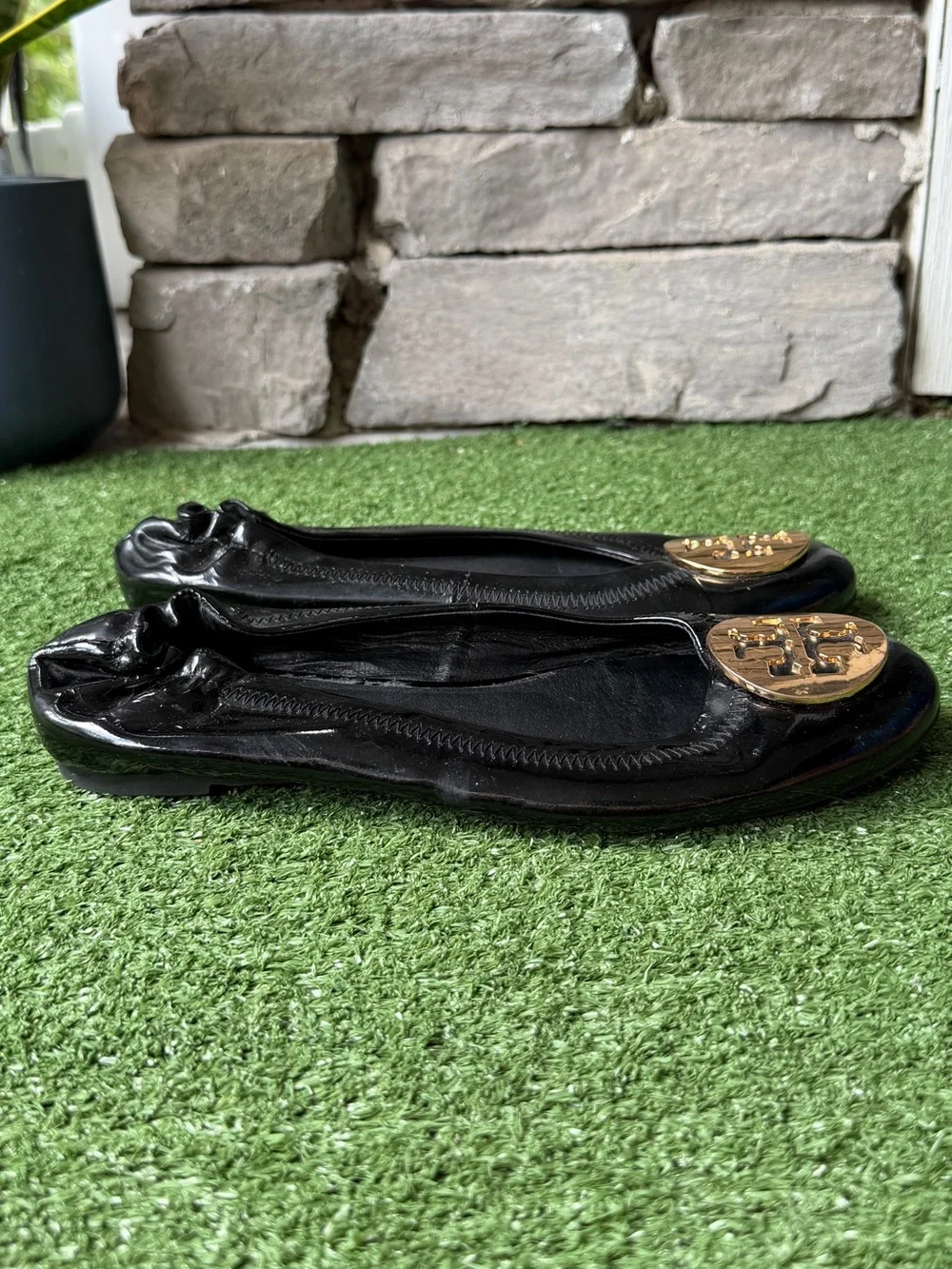 Tory Burch Black Patent Leather Women’s Ballet Flats